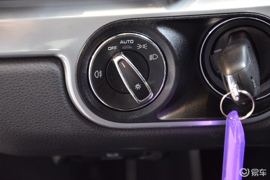 【保时捷9112016款carrera 4大灯开关汽车图片-汽车图片大全】-易车网