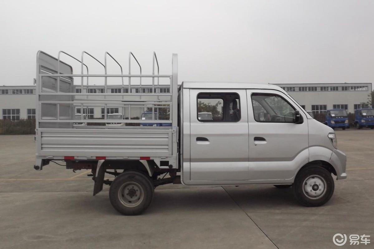 重汽王牌  717微卡  不限 不限[停售]二手车报价:3.88万