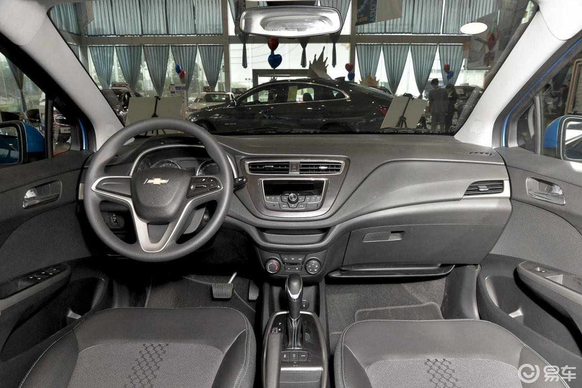 【乐风rv2016款1.