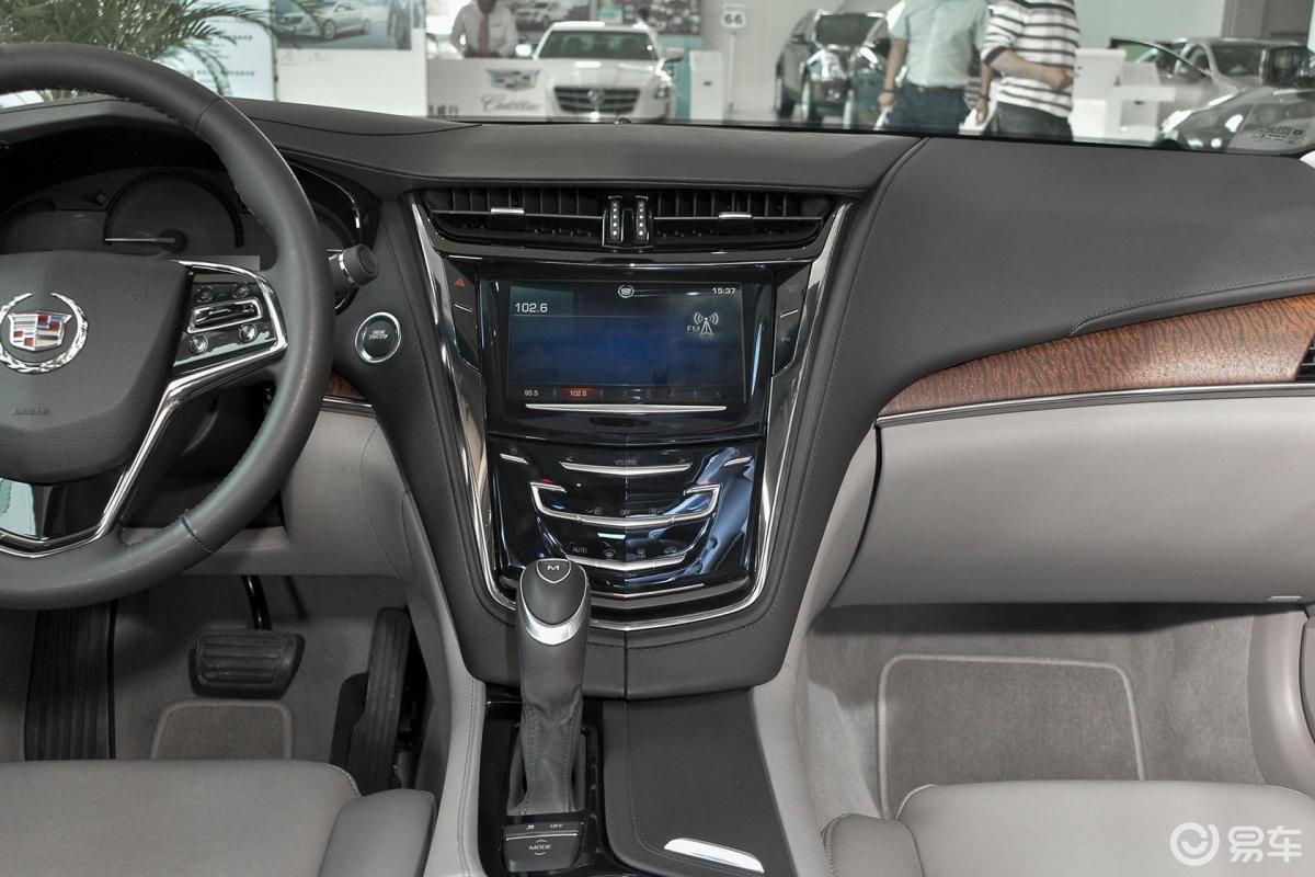 【凯迪拉克cts2014款28t 精英型内饰全景正拍汽车图片-汽车图片大全】