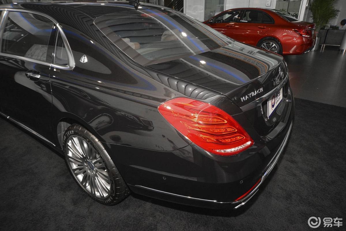 【迈巴赫s级2015款500 4matic车尾局部汽车图片-汽车图片大全】-易车