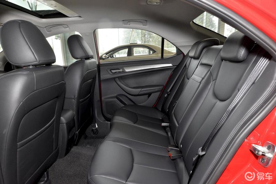 【荣威3602015款1.