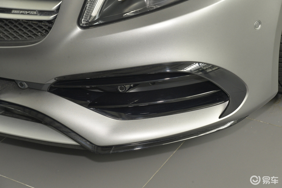【奔驰a级amg2016款a45 amg 4matic雾灯汽车图片-汽车图片大全】-易车