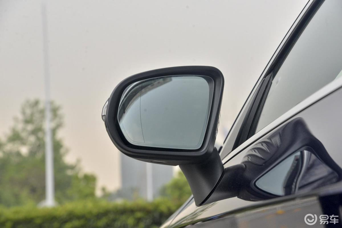 【奔驰c级(进口)2016款c200 轿跑车后视镜镜面(后)汽车图片-汽车图片