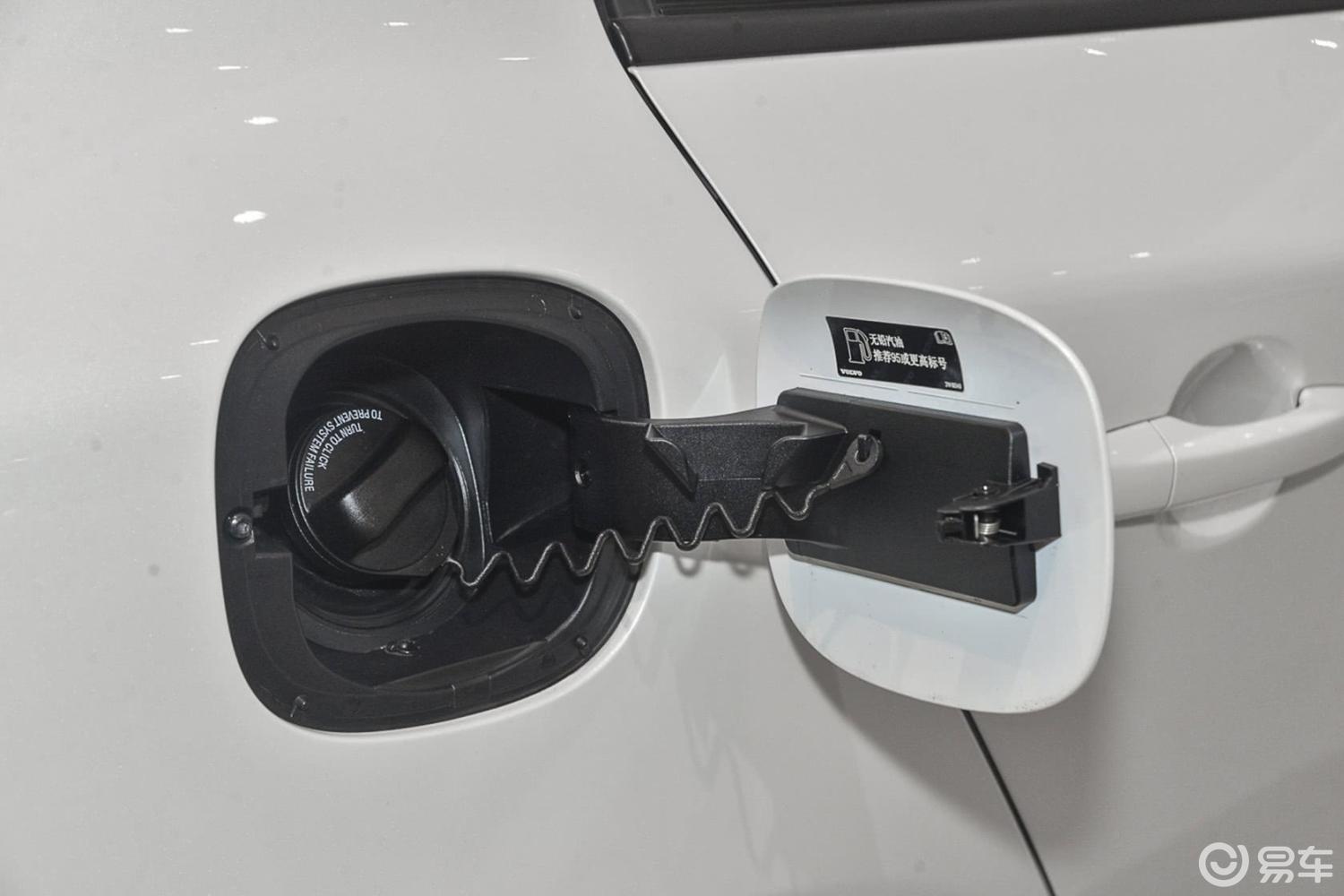 【沃尔沃s602017款t3 智行版油箱盖汽车图片-汽车图片大全】-易车