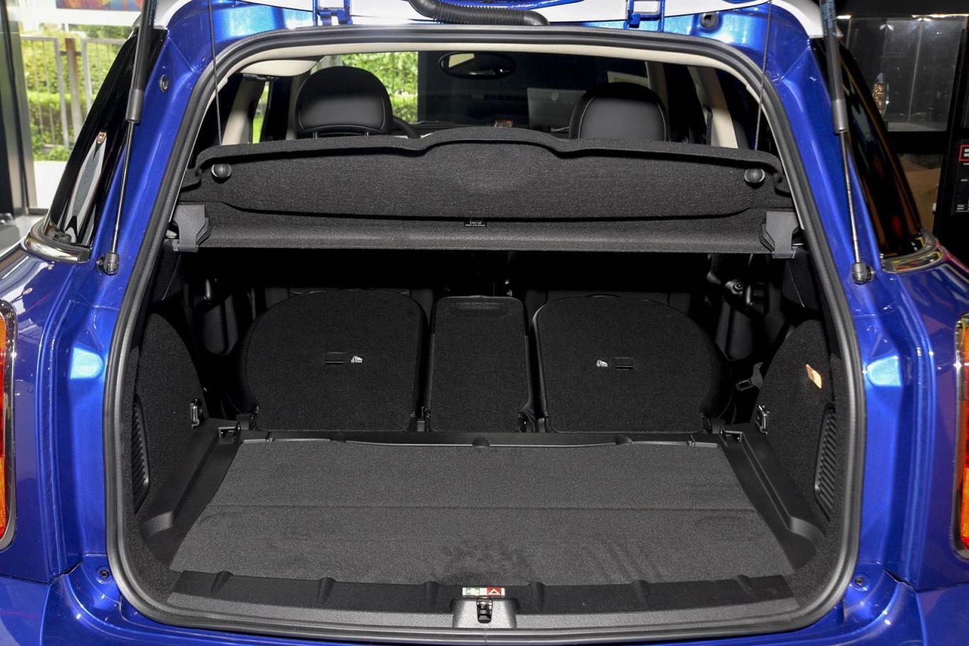 mini countryman1.6t cooper s all 4空间