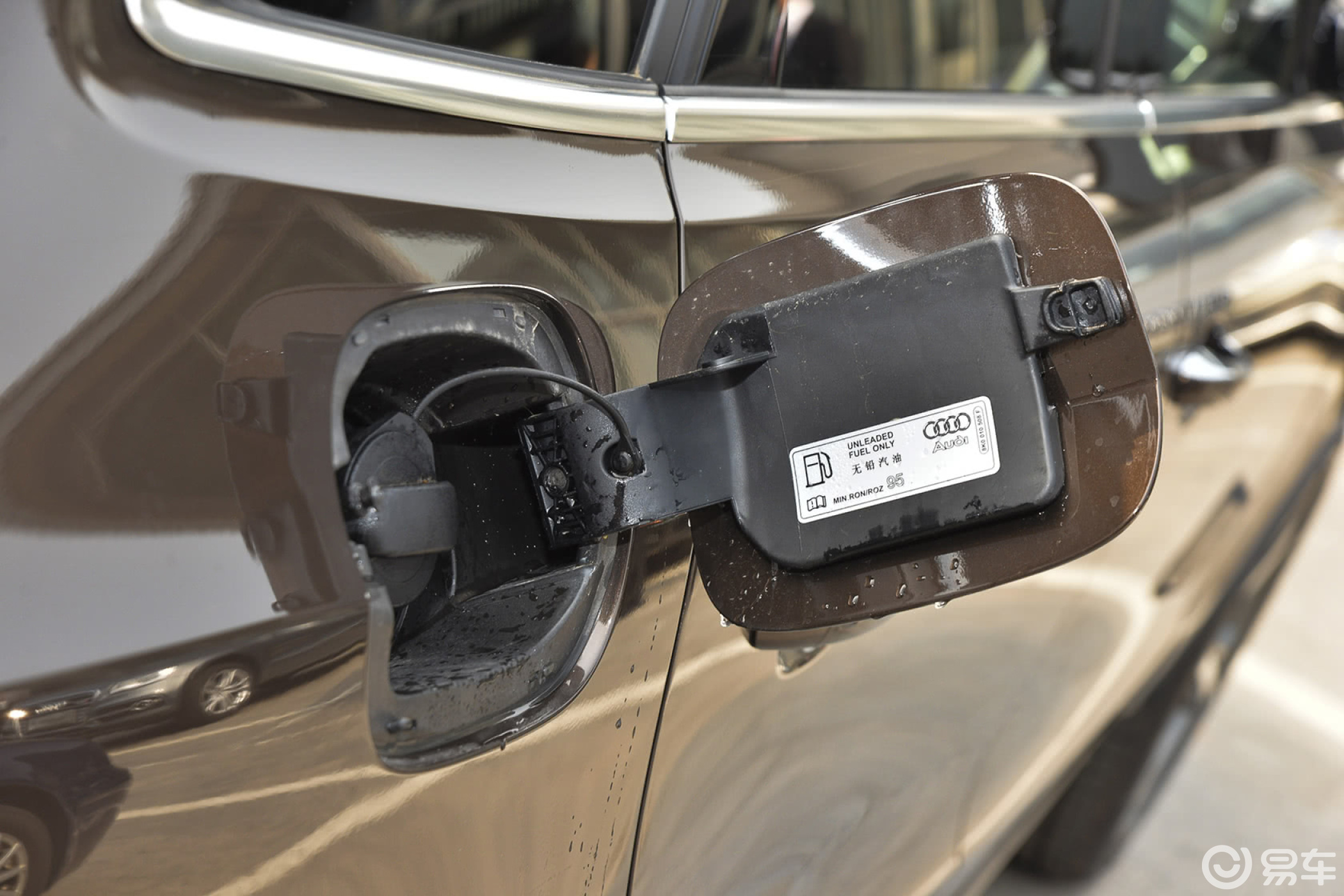 【奥迪q52016款40tfsi 动感型plus油箱盖汽车图片-汽车图片大全】