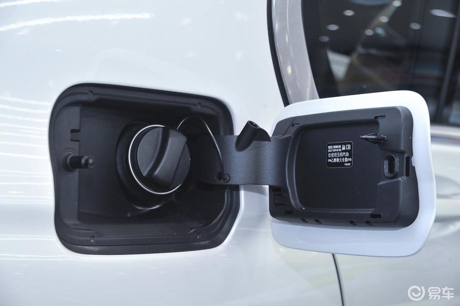 【宝马7系2016款740li 领先型油箱盖汽车图片-汽车图片大全】-易车网