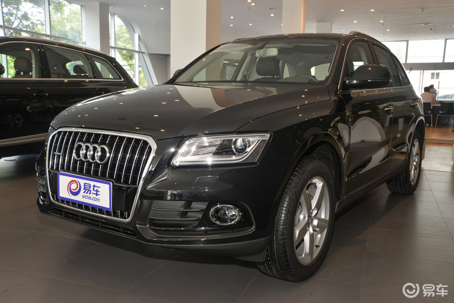 【奥迪q52016款40tfsi 进取型侧前45度车头向左水平汽车图片-汽车图片