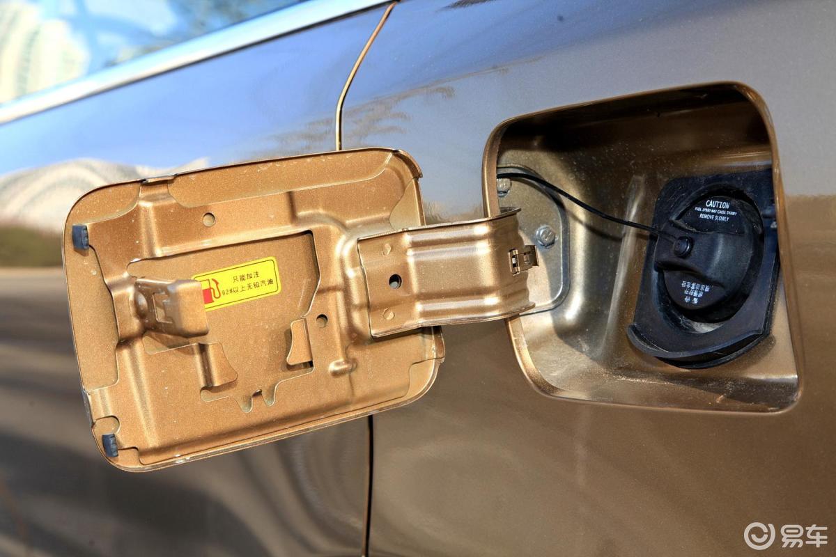 【金杯s702017款1.