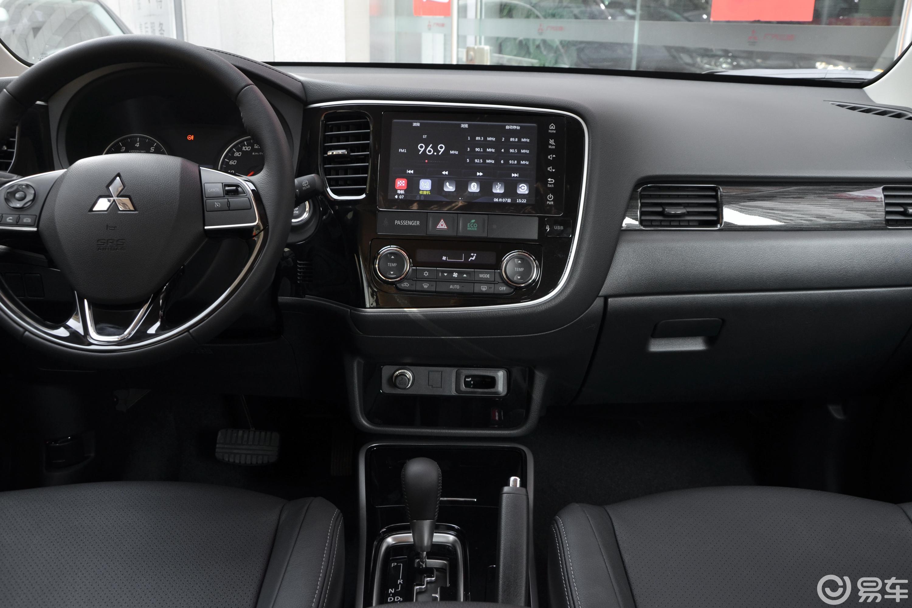 【欧蓝德2017款2.