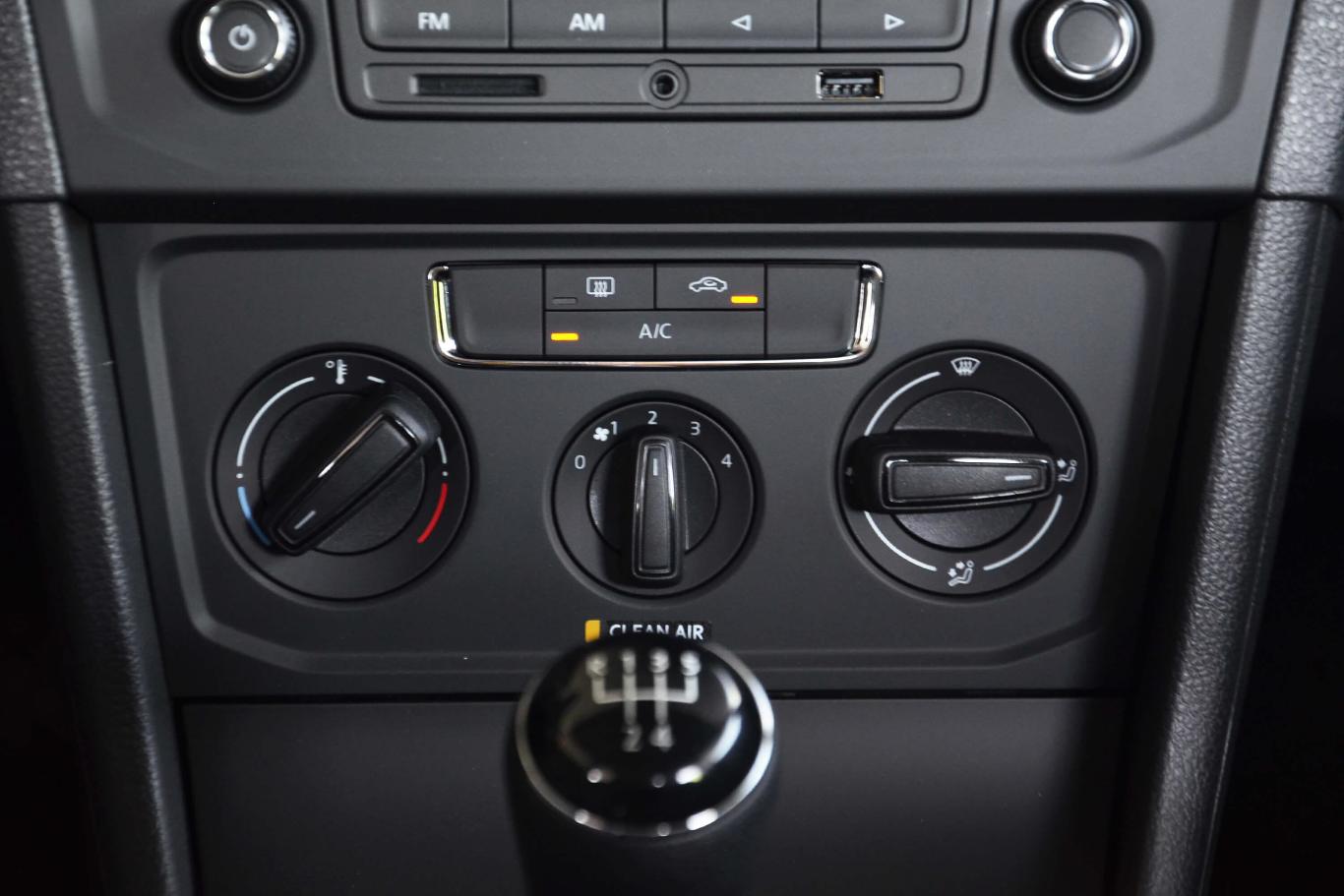 6l 手动 时尚版空调图片