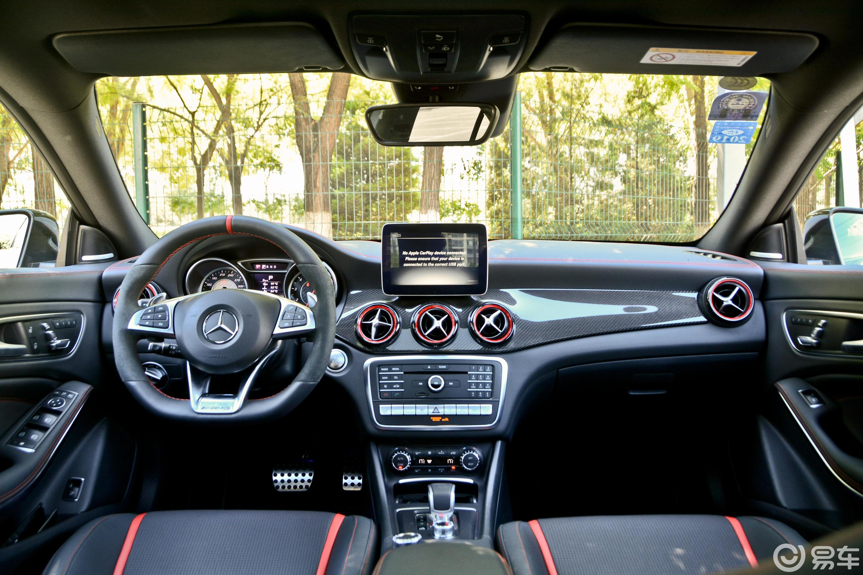 【奔驰cla级 amg2017款cla 45 4matic内饰全景正拍汽车图片-汽车图片