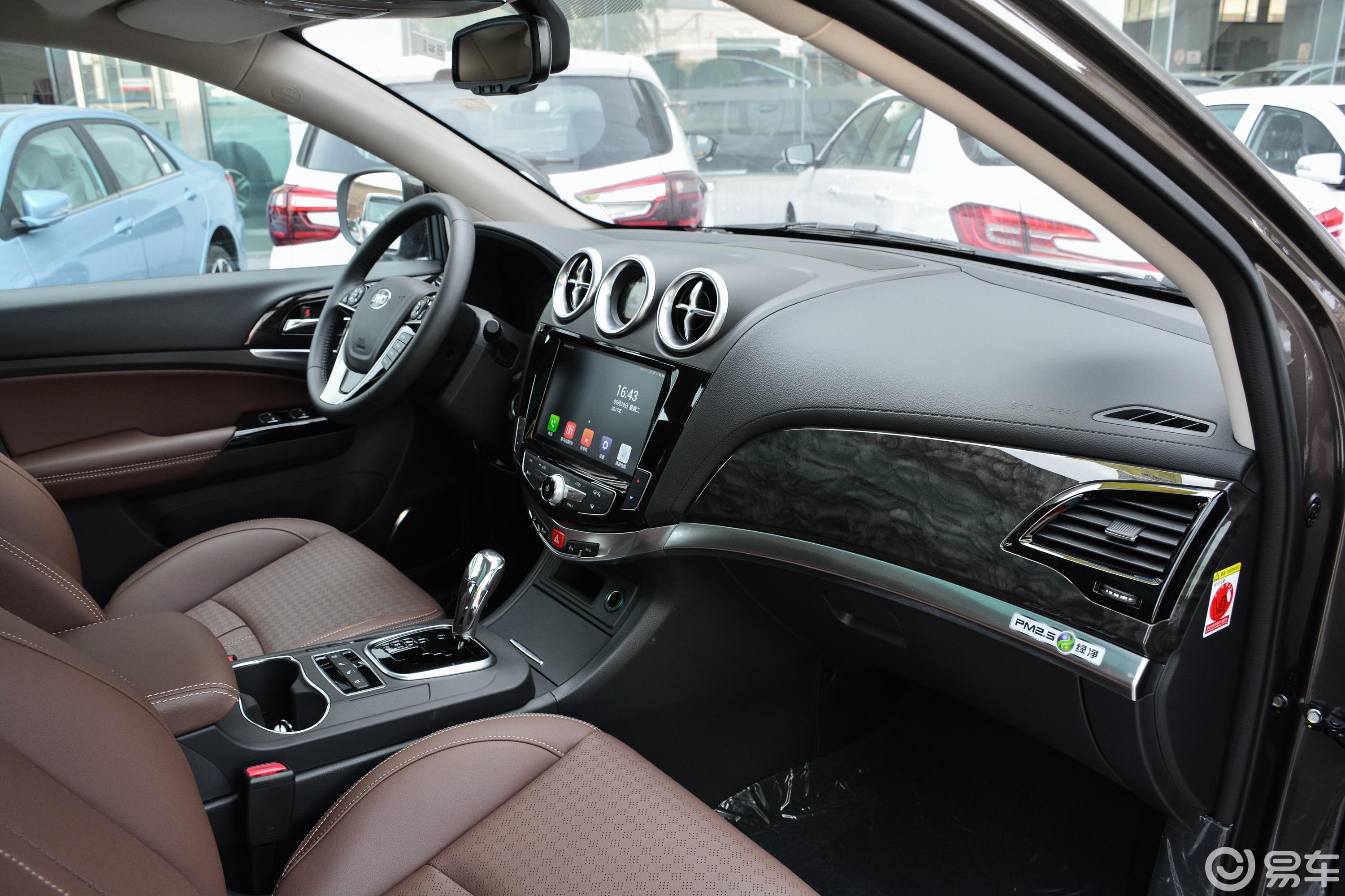 0tid 双离合 尊荣版内饰全景副驾驶员方向汽车图片-汽车图片大全】