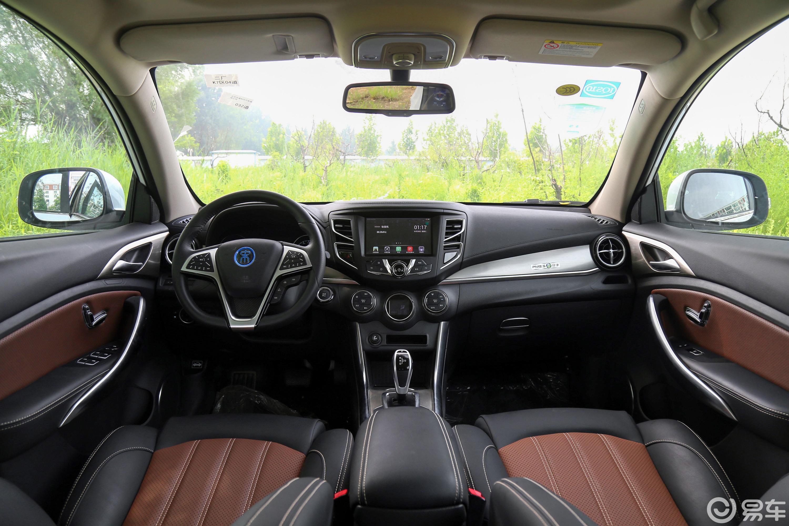 【宋ev2017款ev300 尊贵版内饰全景正拍汽车图片-汽车图片大全】-易车