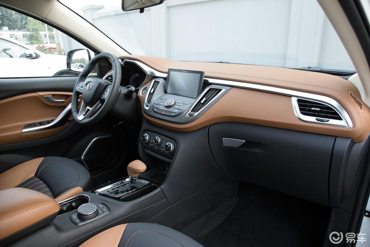 5t 手自一体 豪华版内饰全景副驾驶员方向汽车图片-汽车图片大全】