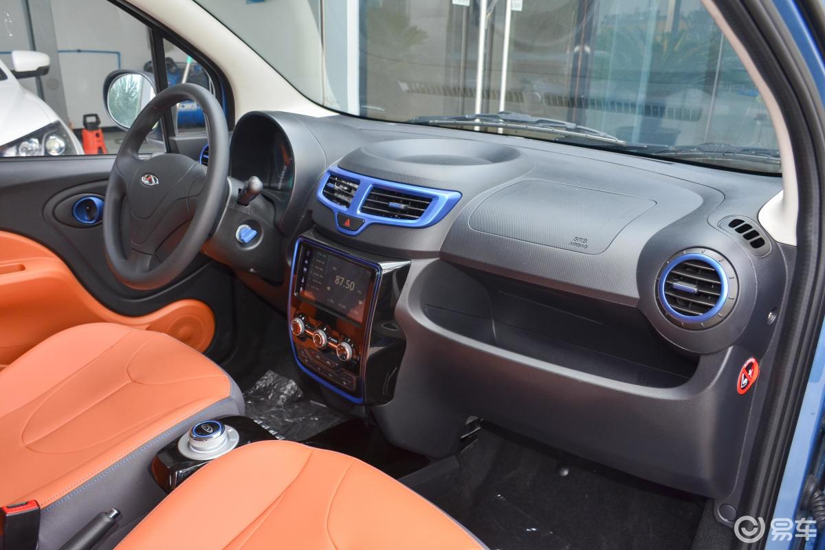 【奇瑞eq2017款分享版内饰汽车图片-汽车图片大全】-易车