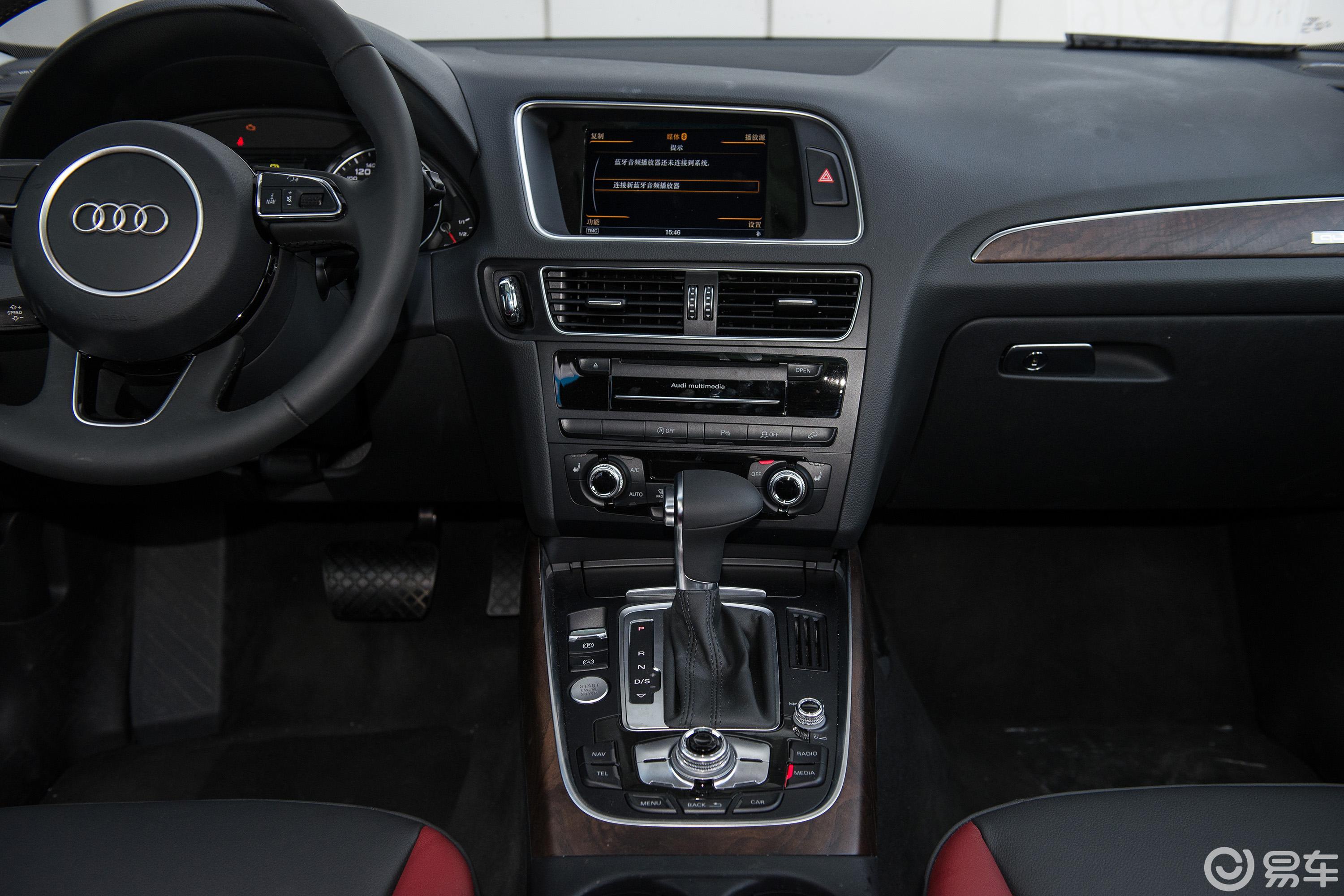 【奥迪q52017款plus 40 tfsi 舒适版中控台整体汽车图片-汽车图片大全