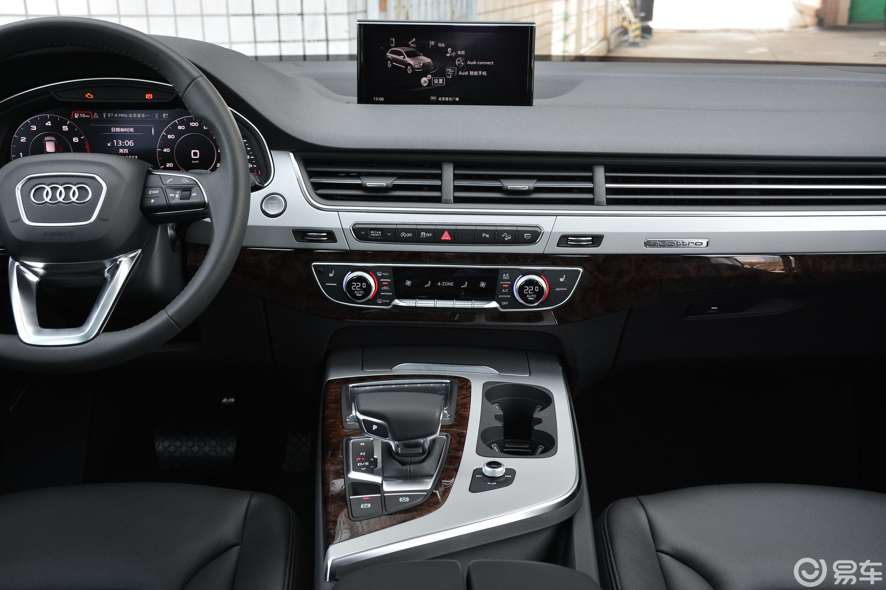 【奥迪q72018款45 tfsi s line运动版中控台整体汽车图片-汽车图片