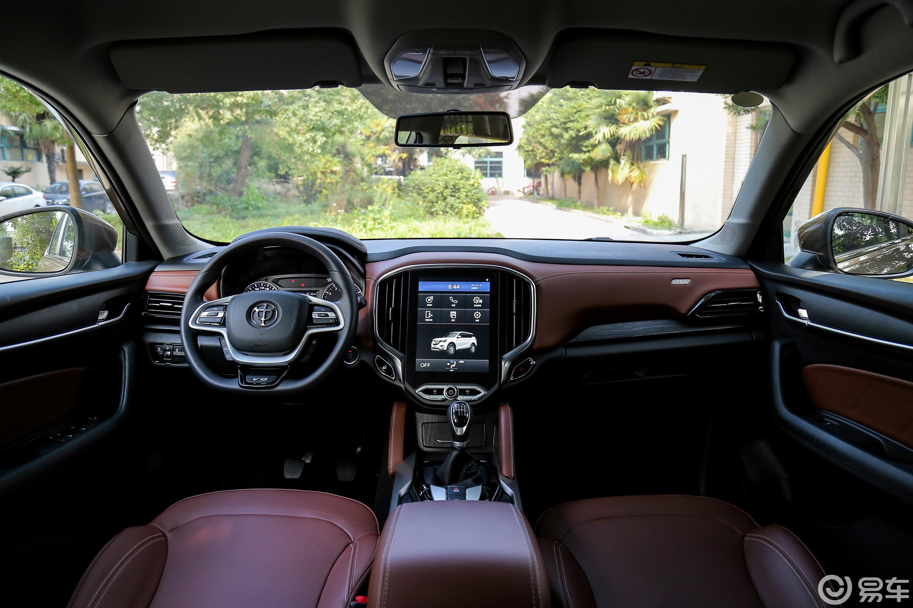 5t 手动 豪华版内饰全景正拍汽车图片-汽车图片大全】-易车