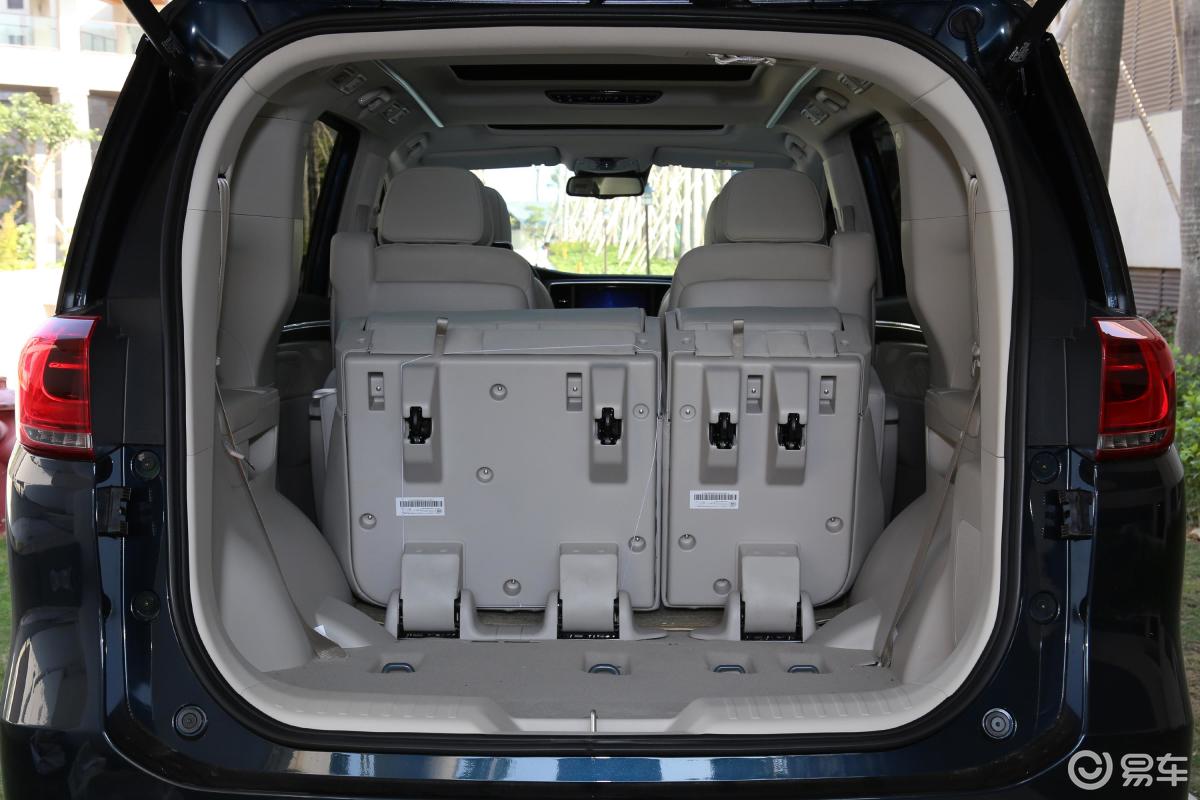 【传祺gm82018款320t 旗舰版空间汽车图片-汽车图片大全】-易车