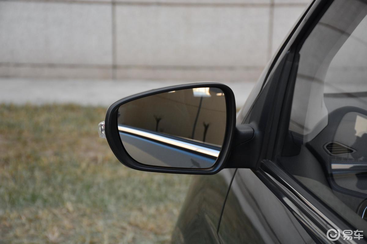 5l 手动 标准版后视镜镜面汽车图片-汽车图片大全】-易车