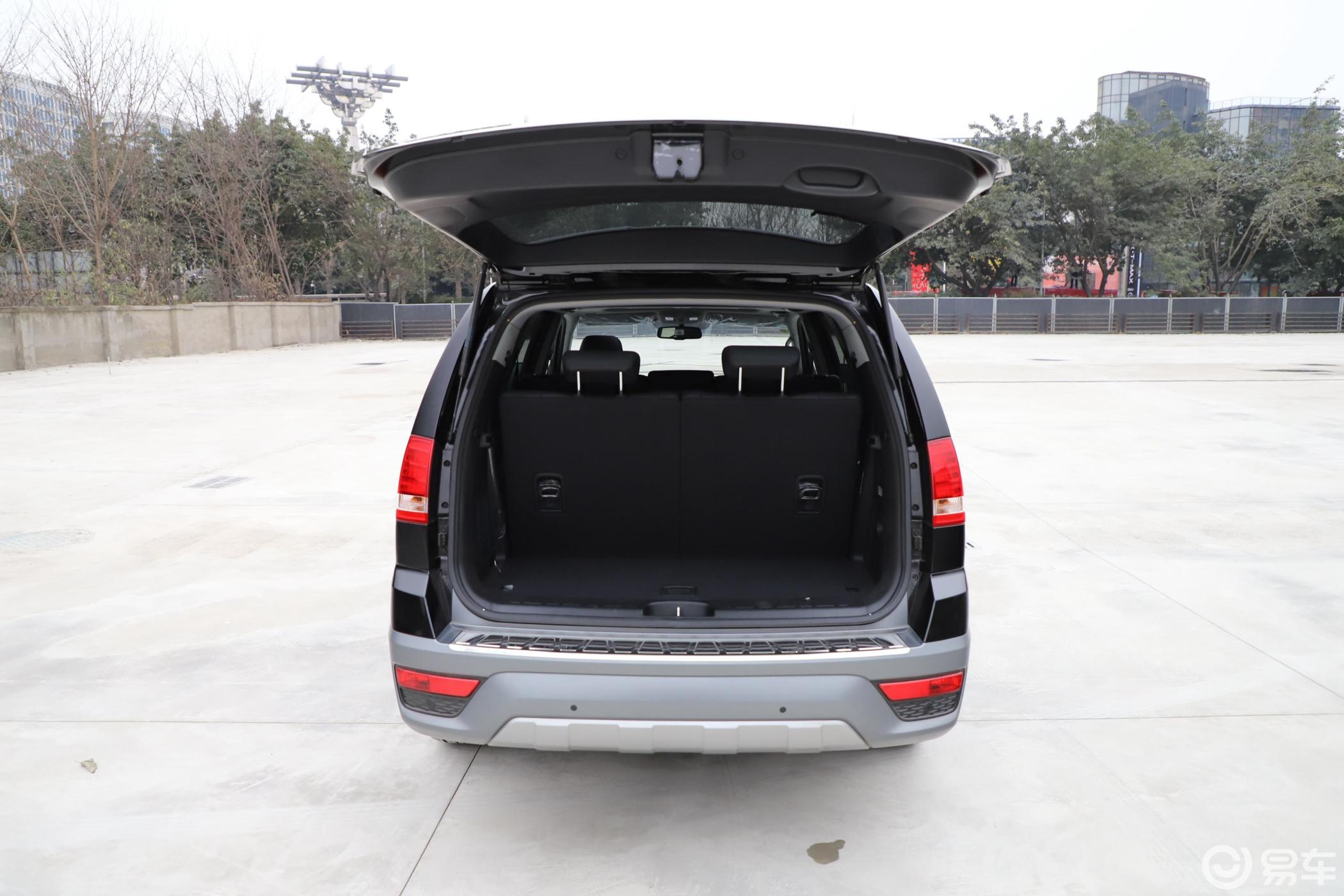 【霸锐2017款3.8l 手自一体 豪华版空间汽车图片-汽车图片大全】-易车