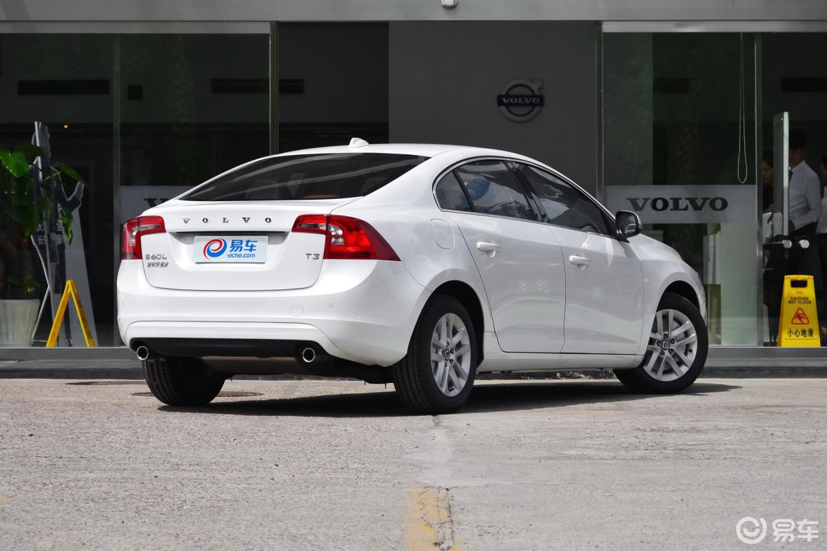 【沃尔沃s60l2018款t3 智进版侧前45度车头向右水平汽车图片-汽车图片