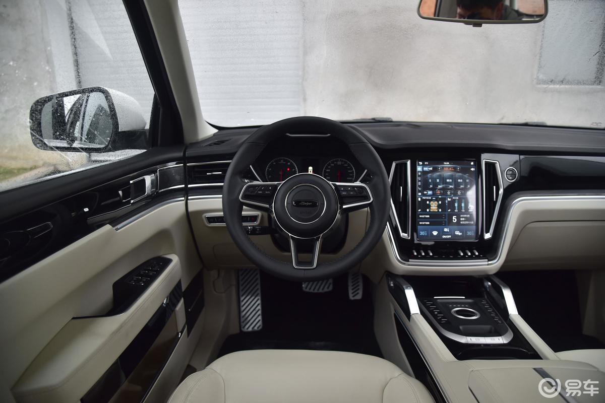 【众泰t8002018款2.