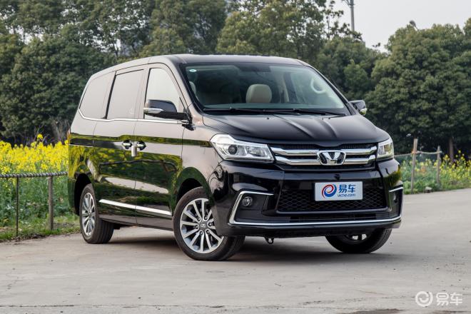 自驾郊游就选它华颂7成交价2077万起