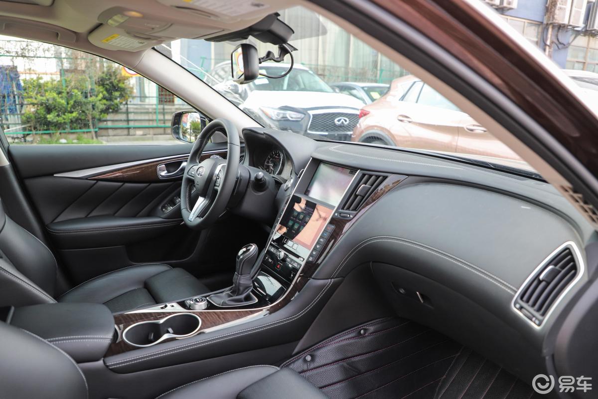 【英菲尼迪q50l2018款2.