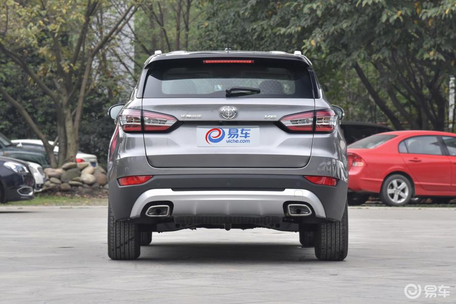 华晨中华  中华v6  2018款  2018款  1.5t 手动 尊贵版  1.