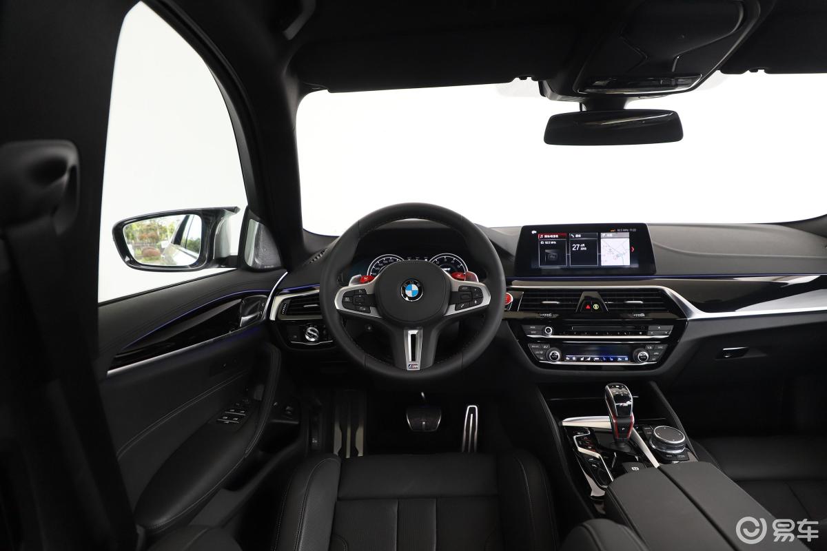 【宝马m52018款m5内饰全景副驾驶员方向汽车图片-汽车图片大全】-易车