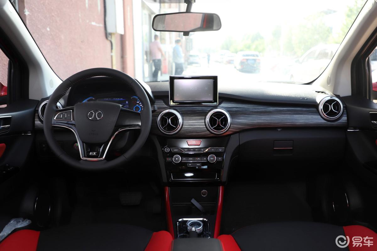 【北汽新能源ex2018款ex360 新尚版内饰汽车图片-汽车图片大全】-易车