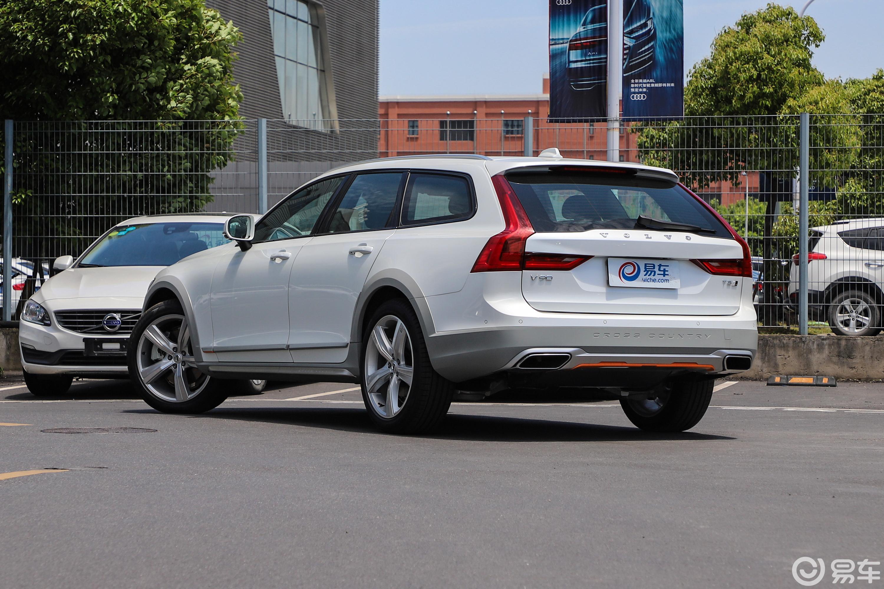 【沃尔沃v902018款cross country t5 四驱 volvo ocean race年度限量