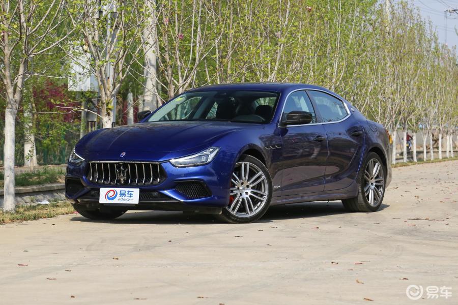 【玛莎拉蒂ghibli2018款gransport 350hp 运动版侧前45度车头向左水平