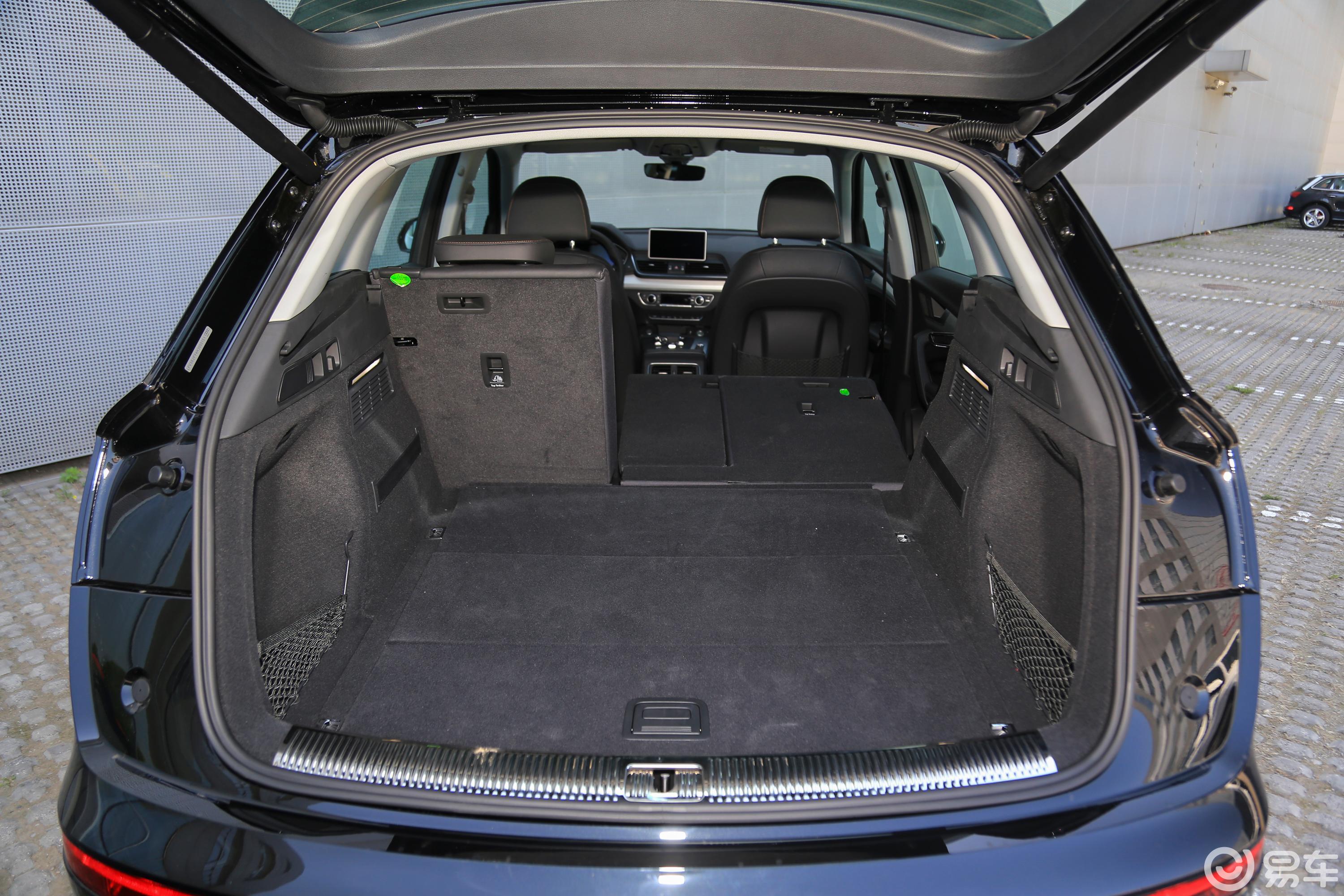 【奥迪q5l2018款40 tfsi 荣享时尚版 国v空间汽车图片-汽车图片大全】