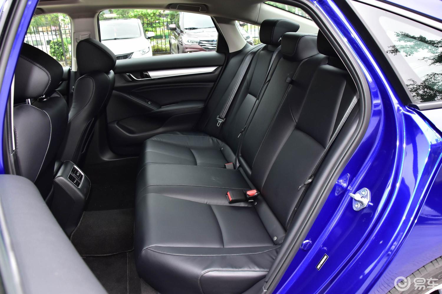 【雅阁2018款260turbo 精英版 国v后排座椅汽车图片-汽车图片大全】