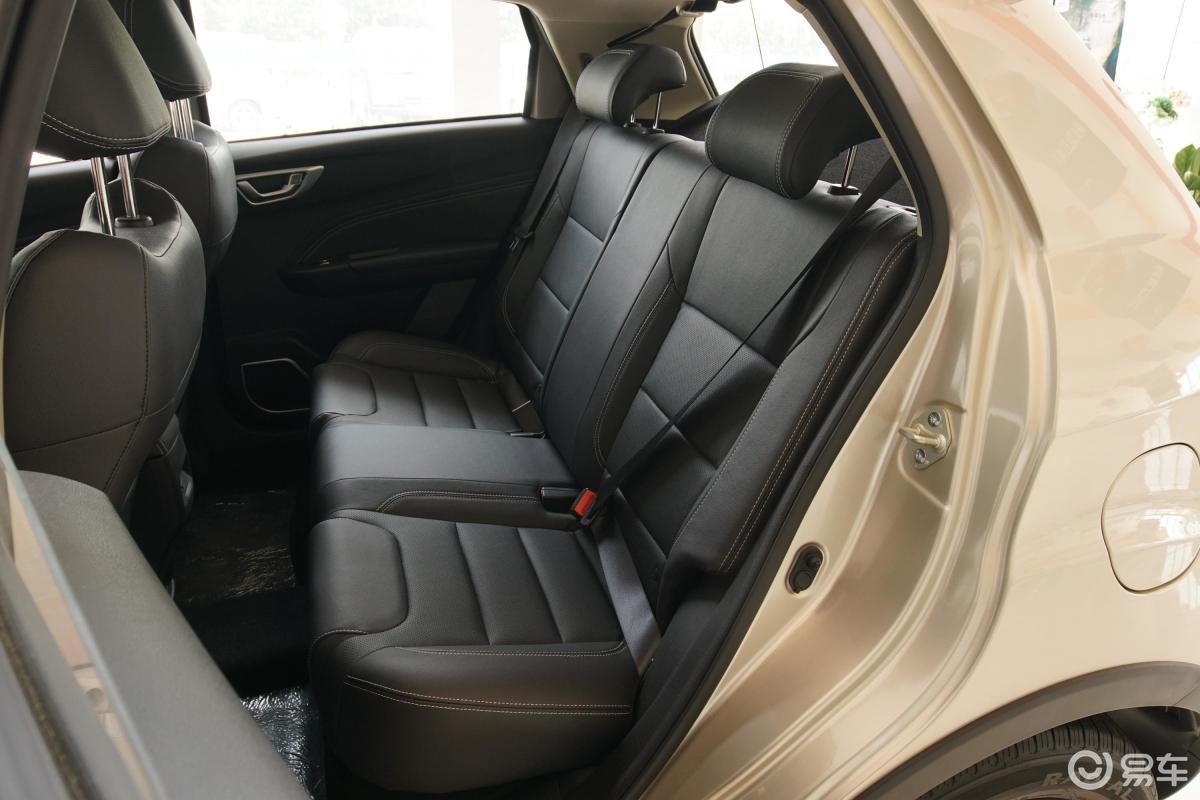 5l 自动 精英版后排座椅汽车图片-汽车图片大全】-易车