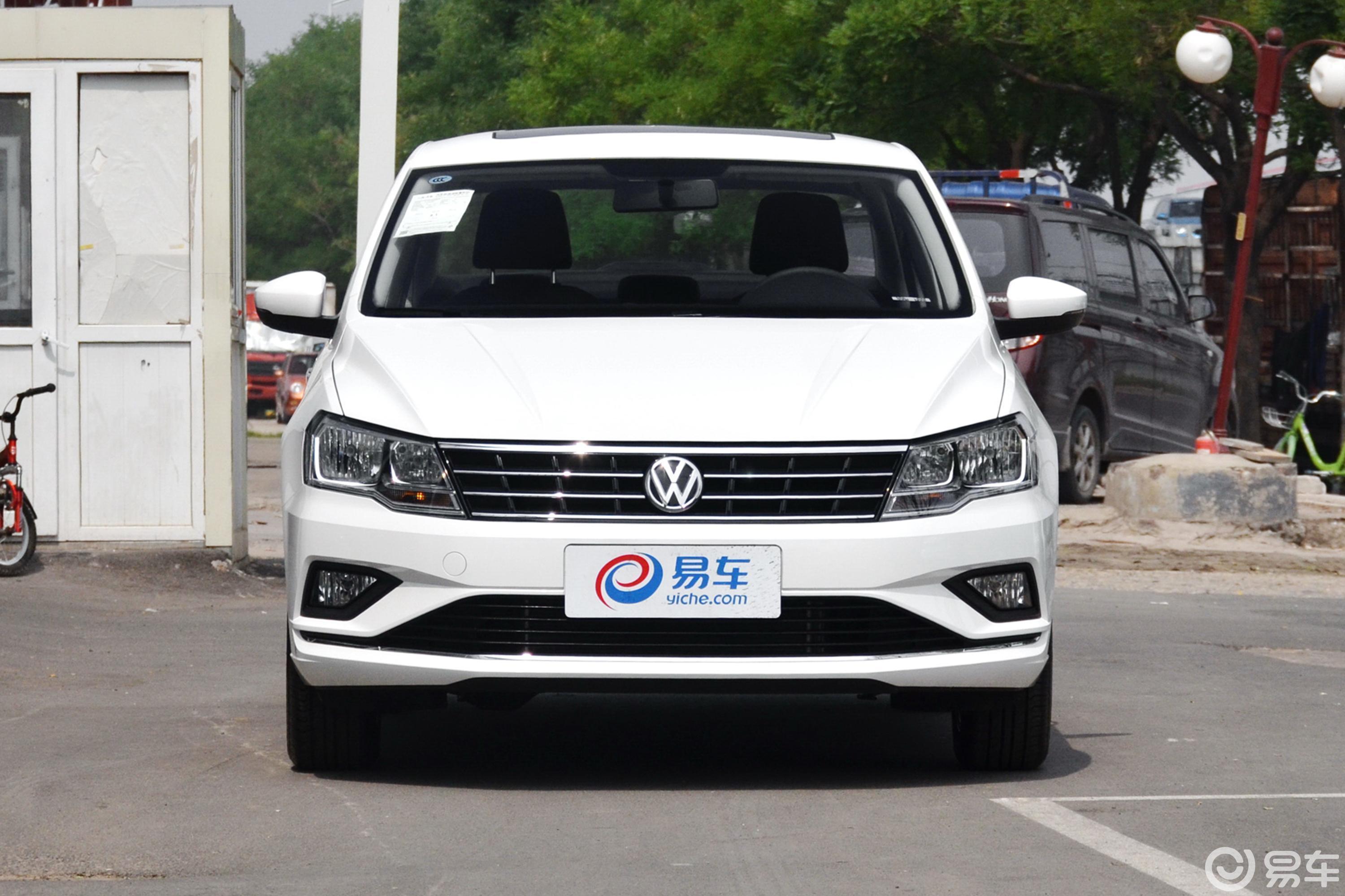 4l 手动 舒适版侧前45度车头向右水平汽车图片-汽车图片大全】-易车