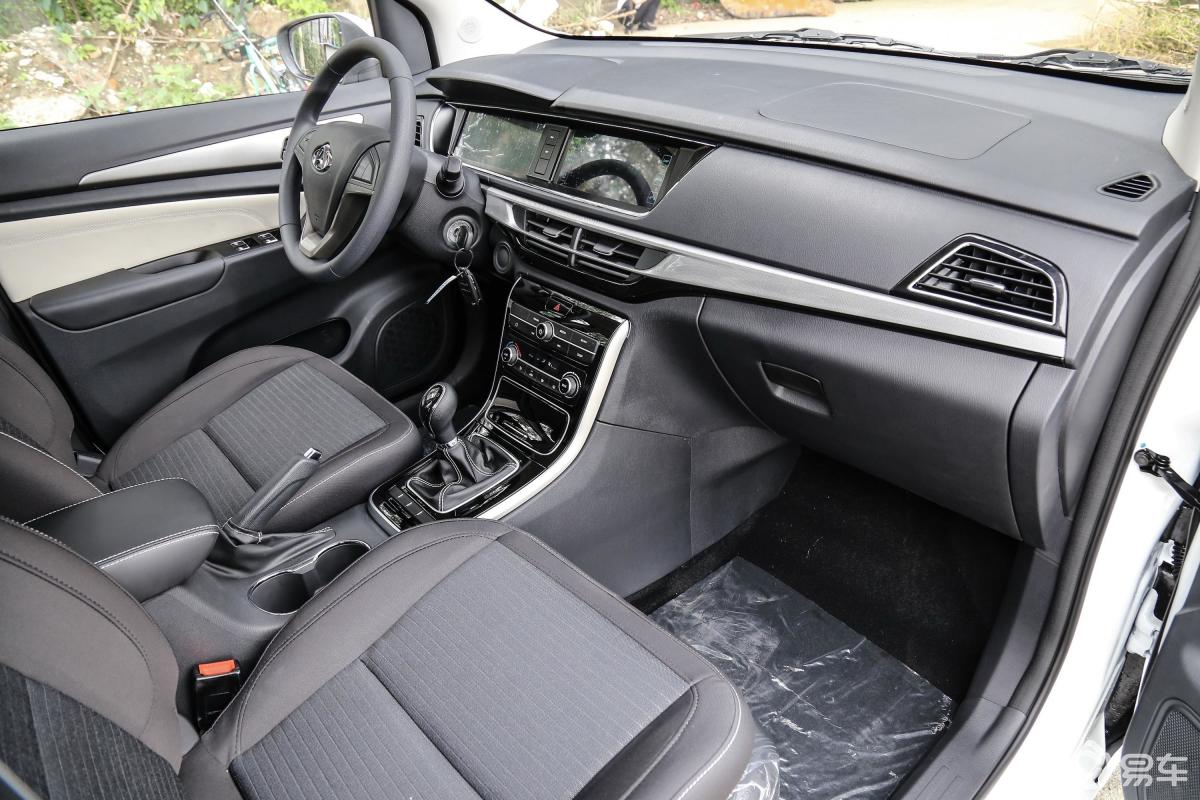 【长安欧尚a6002018款1.