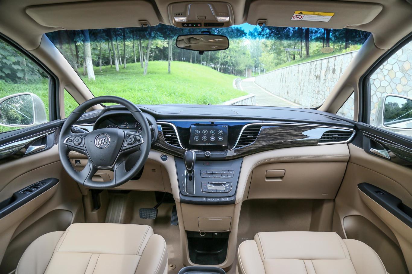 【别克gl8es 28t 尊享版 国v内饰全景正拍图片-汽车图片大全】-易车