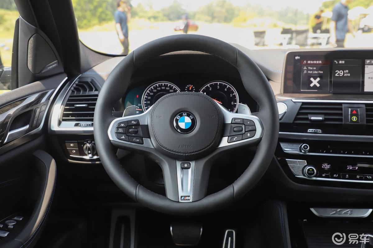 【宝马x42018款xdrive25i m越野套装方向盘汽车图片-汽车图片大全】