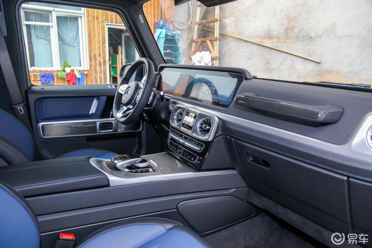 【奔驰g级2019款g 500内饰全景正拍汽车图片-汽车图片大全】-易车