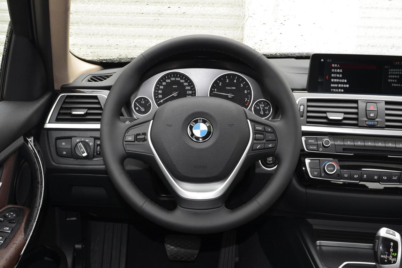 宝马3系320li 时尚版内饰