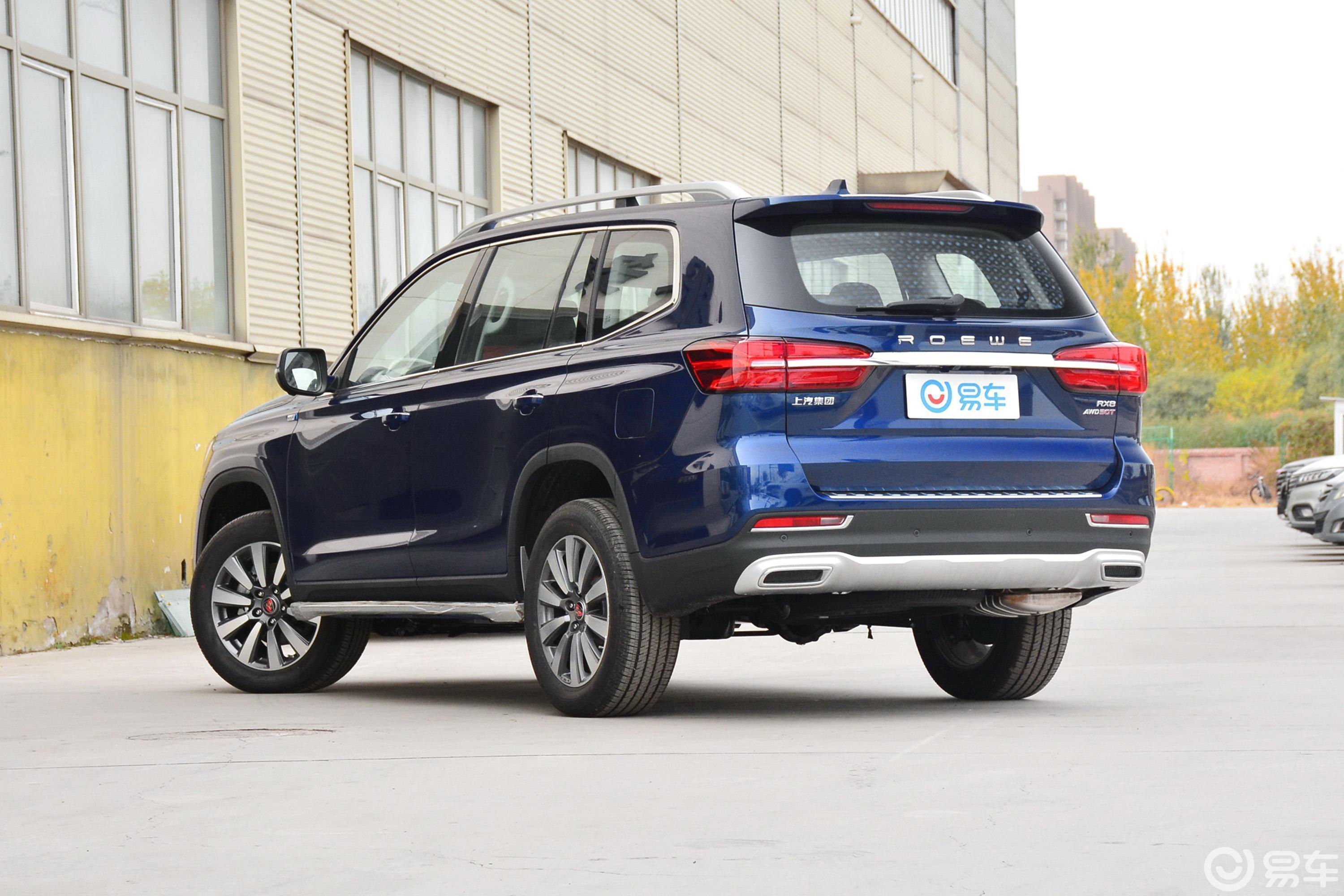 【荣威rx82018款30t 四驱 智联网旗舰版侧后45度车头向左水平汽车图片