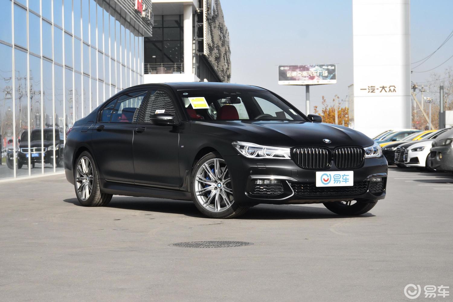 【宝马7系2018款黑焰版 740li xdrive 尊享版 m运动套装侧前45度车头