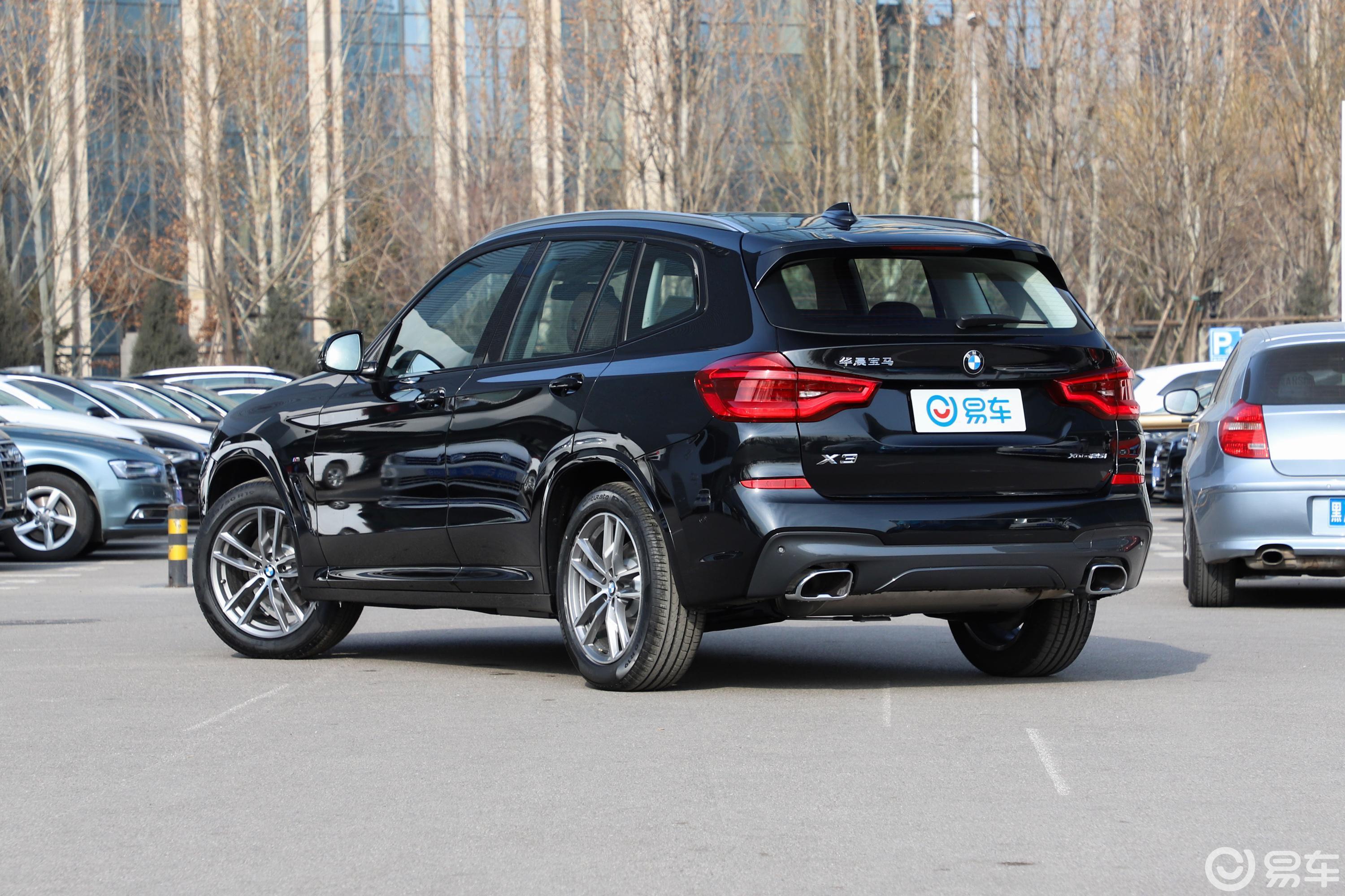 【宝马x32018款xdrive 25i 豪华套装侧前45度车头向右水平汽车图片