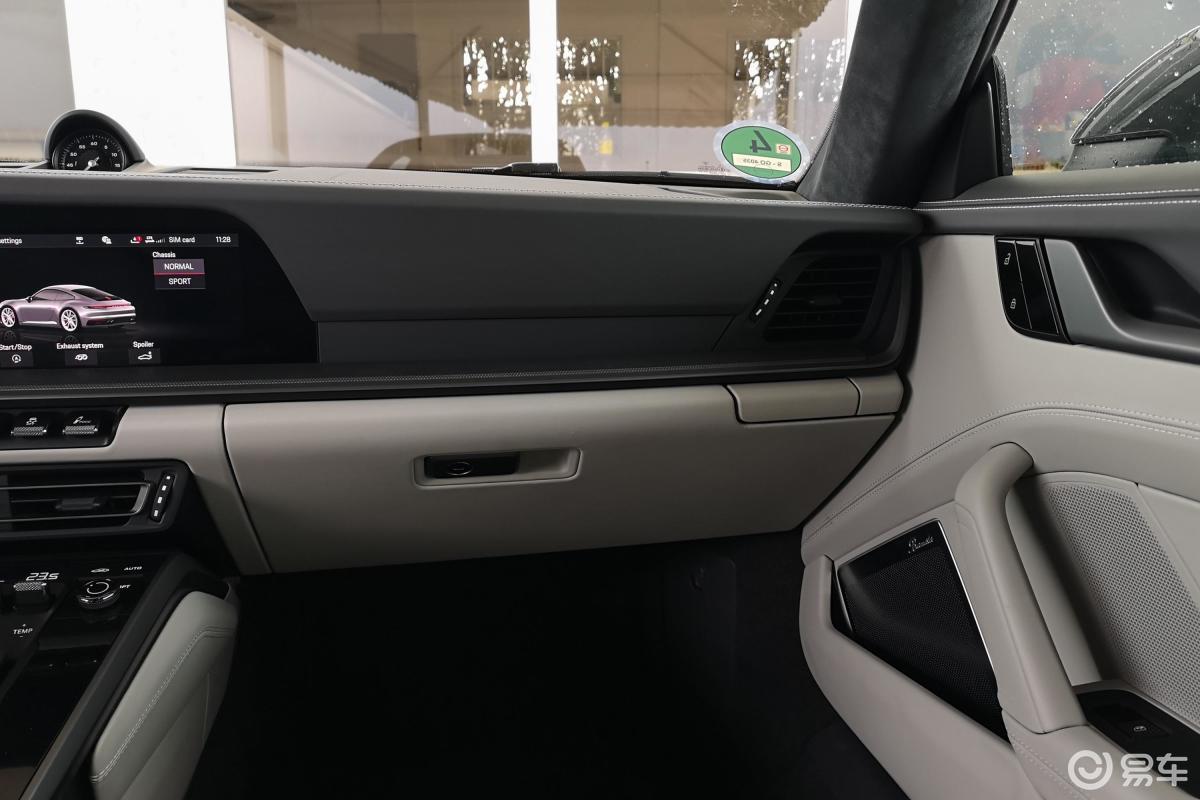 【保时捷9112019款carrera s副驾驶位区域汽车图片-汽车图片大全】