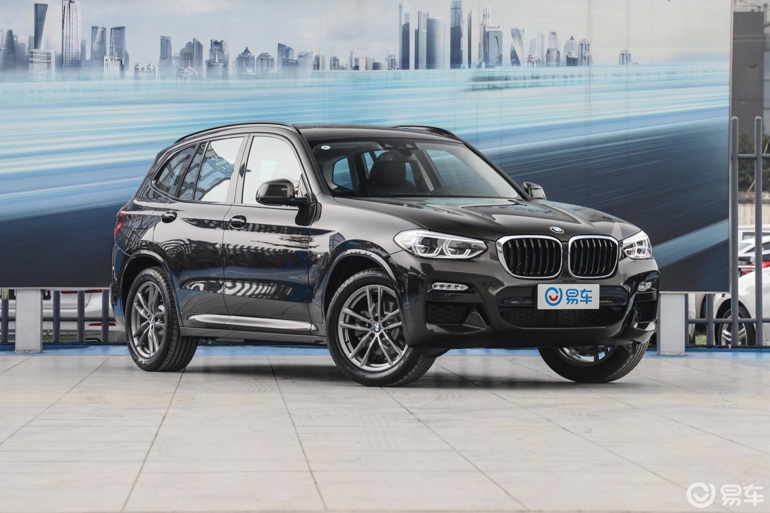 【宝马x32018款xdrive 28i m运动套装侧前45度车头向右水平汽车图片